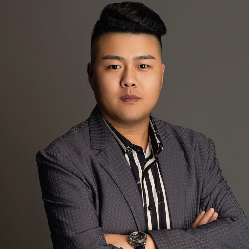 李朋辉